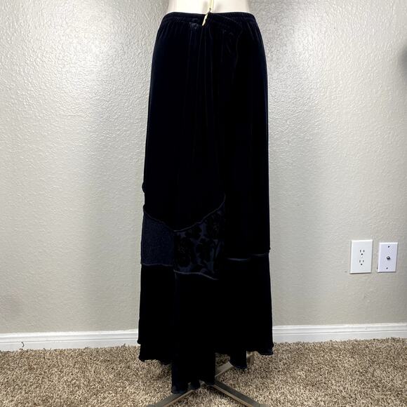 Vtg 90's Stunning Whimsigoth Patchwork Velvet Floral Wtichy Goth Vamp Maxi Skirt - Picture 5 of 15